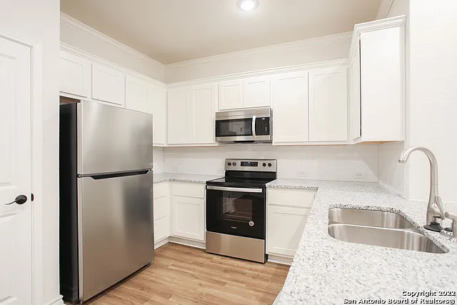 10351 Lynwood Br #102 — Photo 5