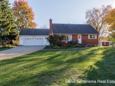1520 Winifred St, Jenison, MI, 49428