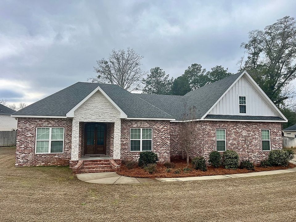 1st image of 603 S Oak Ridge Dr