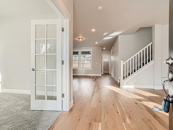 3rd image of 5965 Skylight Dr