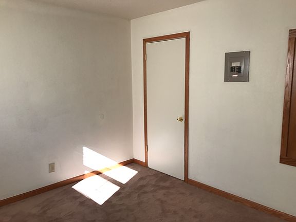 3rd image of 4550 N 48th Street # Fl 2nd