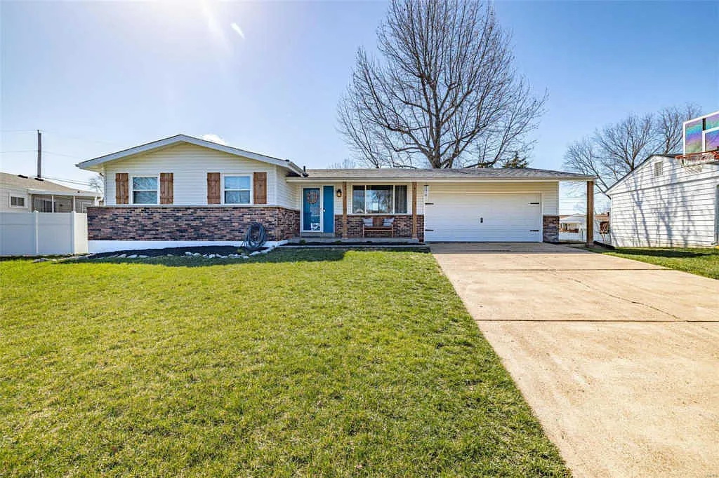 5406 Butler Hill Estates Dr photo 1