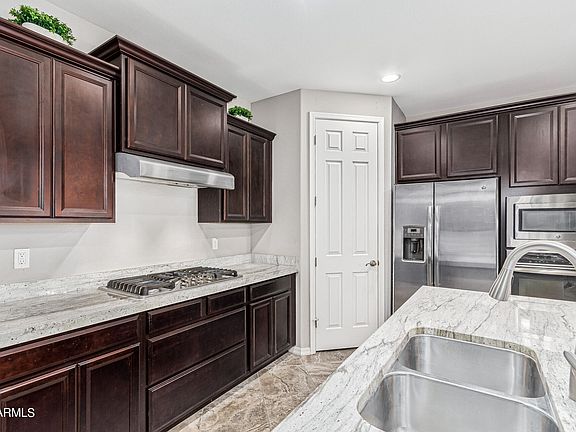 5th image of 20733 E RAVEN Drive