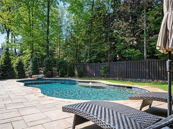 3054 Oglethorpe Way, Atlanta, GA 30319