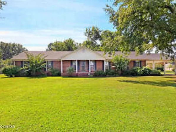 1053 Ashport Rd, Jackson, TN 38305