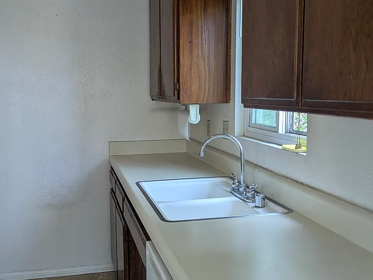 12712 Cranbrook Ave #1 — Photo 6