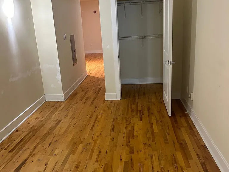 Mortons Apartments — Photo 2