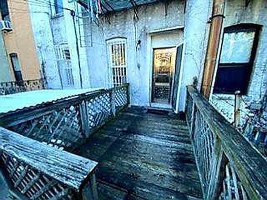 5th image of 541 McDonald Ave Building 1R