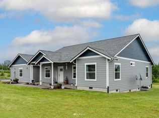 121 Lee Ln, Lacey, WA 98531