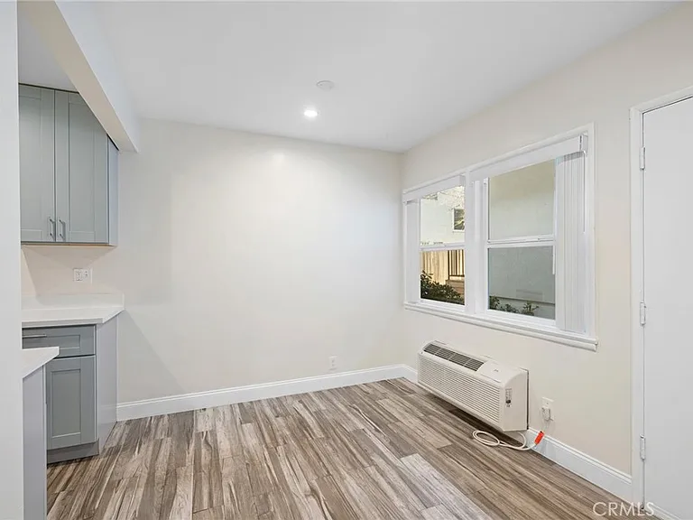 2930 Fairmount Ave #B — Photo 7
