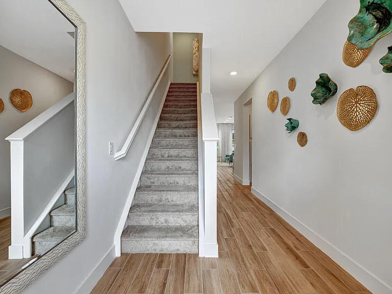 608 NE Waters Edge Ln #2202 — Photo 12