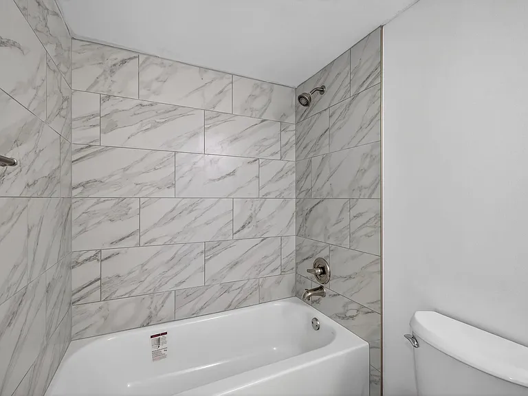 14375 Strathmore Ln #303 — Photo 19