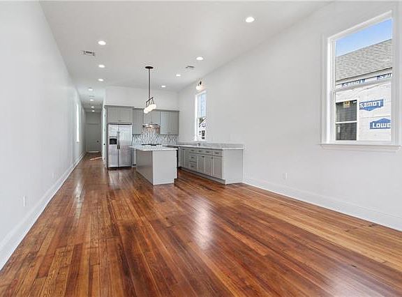 5th image of 2263 N Derbigny St