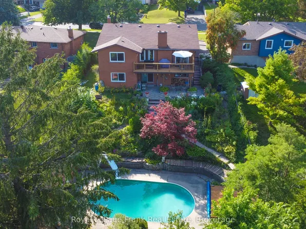1561 Cherryhill Rd, Peterborough, ON K9K 1A7