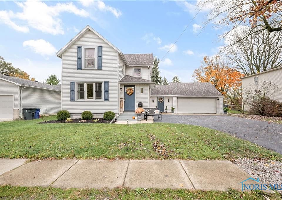 1st image of 208 Dill Ave