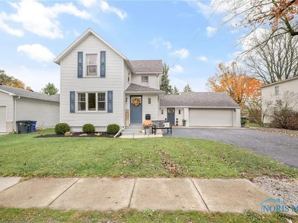 208 Dill Ave, Bowling Green, OH 43402