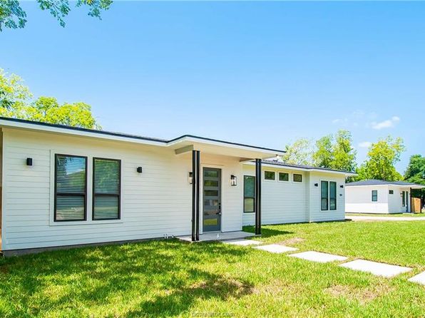 1104 Arizona St