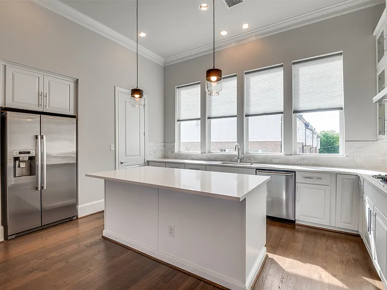 2262 Alterbrook Ln — Photo 11