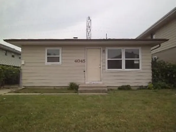 4045 28th Ave, Kenosha, WI 53140