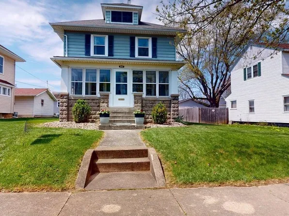 810 Park St, Willard, OH 44890