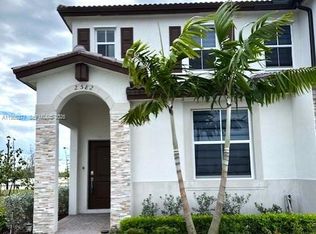 2582 SE 29th St, Homestead, FL 33035