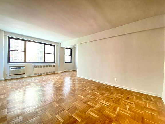 4th image of 250 E 39th St APT 7F