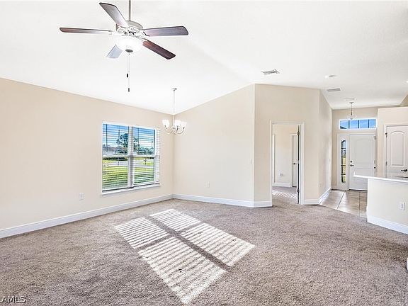 4th image of 813 NE 43rd Lane Cpe