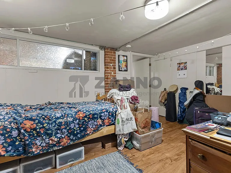 35 Bowen St #A — Photo 12