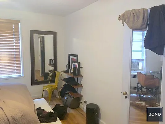 Rented by Bond New York | media 22