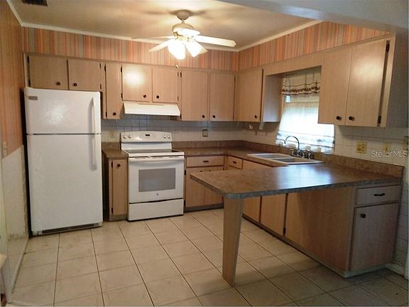 4th image of 7010 Versailles N #13