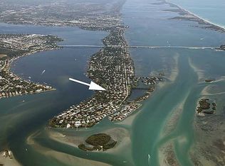 176 S River Rd, Sewalls Pt, FL 34996