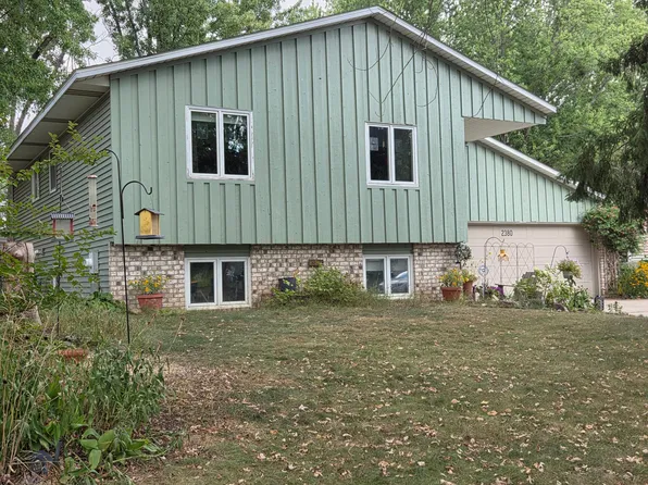 2380 Croixwood Blvd, Stillwater, MN 55082