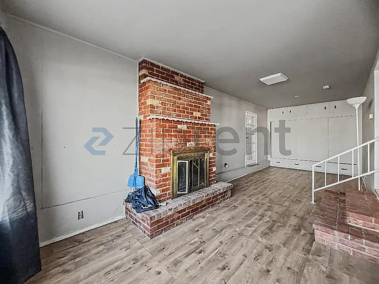 720 Mount Vernon Ave — Photo 6