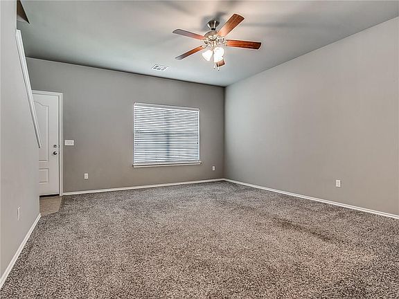 5th image of 3512 SE 95th St