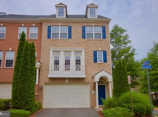 12000 Englemeade Dr, Fairfax, VA 22030