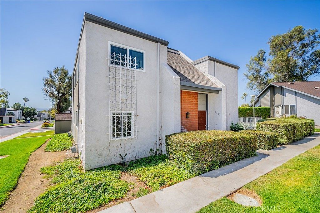 6143 Avenue Juan Diaz