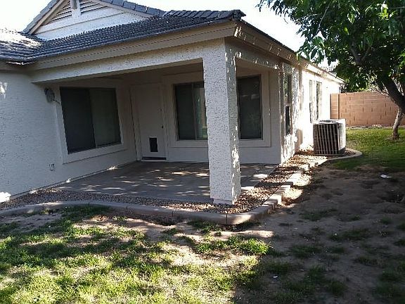 3rd image of 1632 E Nancy Ave