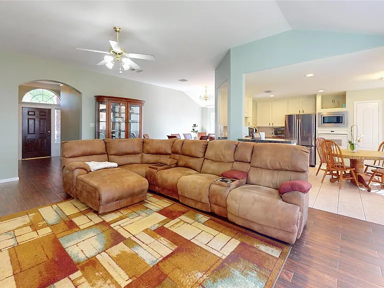 6014 Knollwood Trl — Photo 7