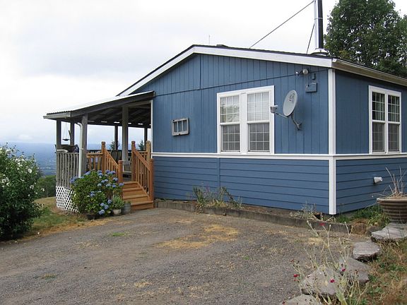 3rd image of 210 Green Mountain Ln