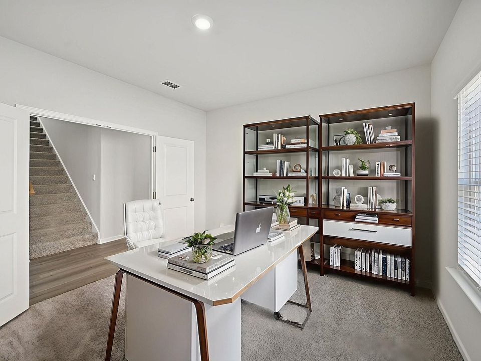Flex Room