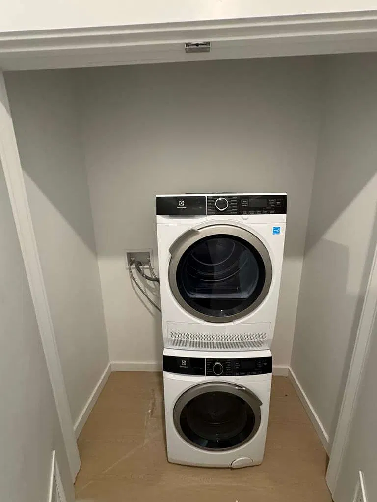 1 bed, 600 sqft, $2,399 — Photo 4