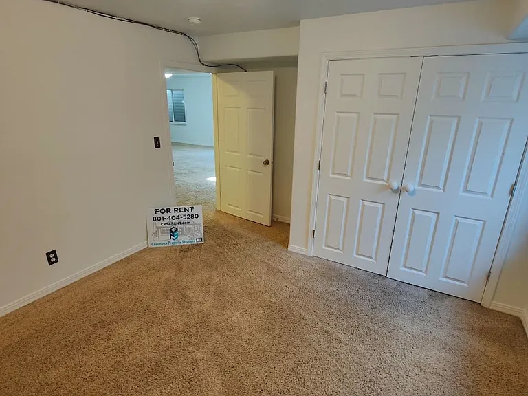 2305 N 2080 W — Photo 13
