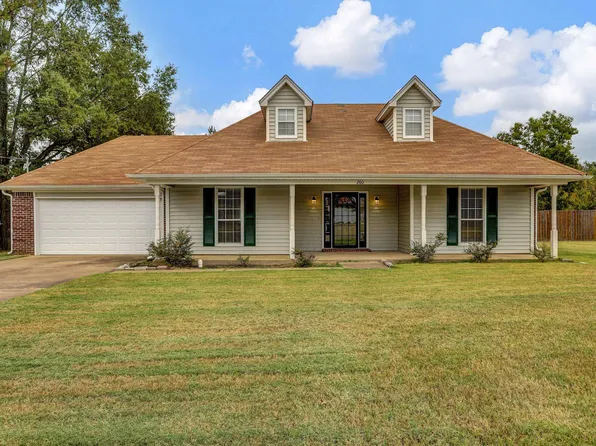 260 Cotton Bend Dr, Rossville, TN 38066