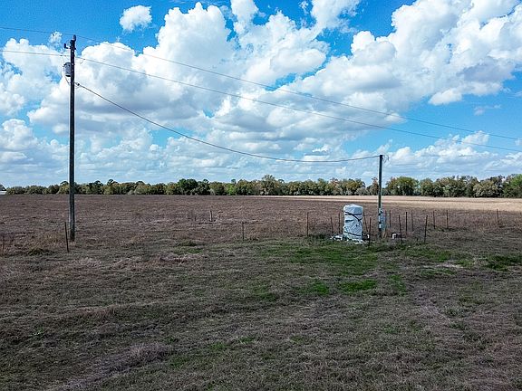 5th image of 1 County Line Church Rd