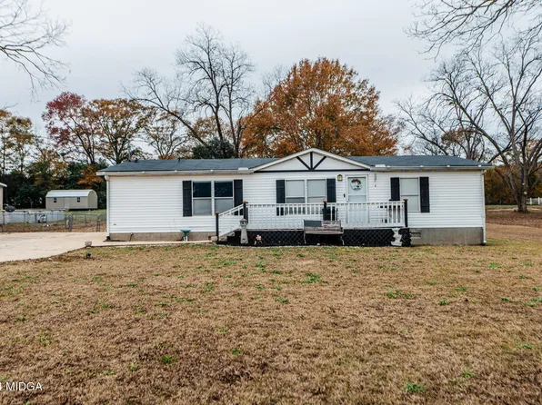 145 Linstead Dr, Macon, GA 31216