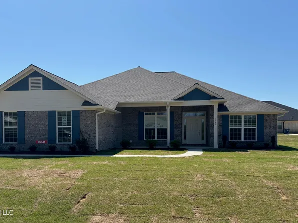 7840 Mary McCoy Dr, Horn Lake, MS 38637