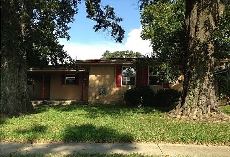 1st image of 2604 Idaho Ave