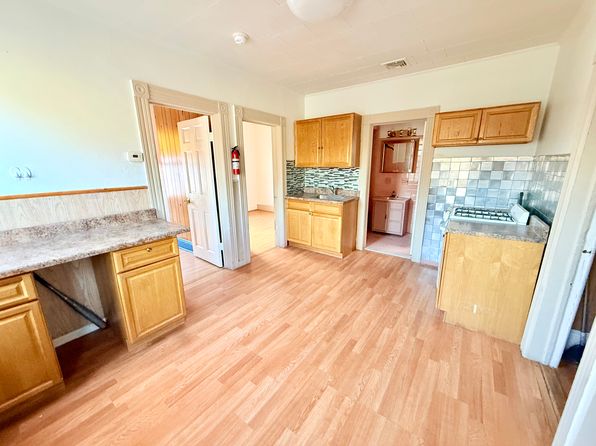 71 Passaic St #2