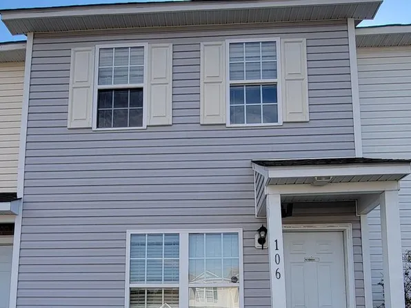 106 Pinegrove Ct, Jacksonville, NC 28546