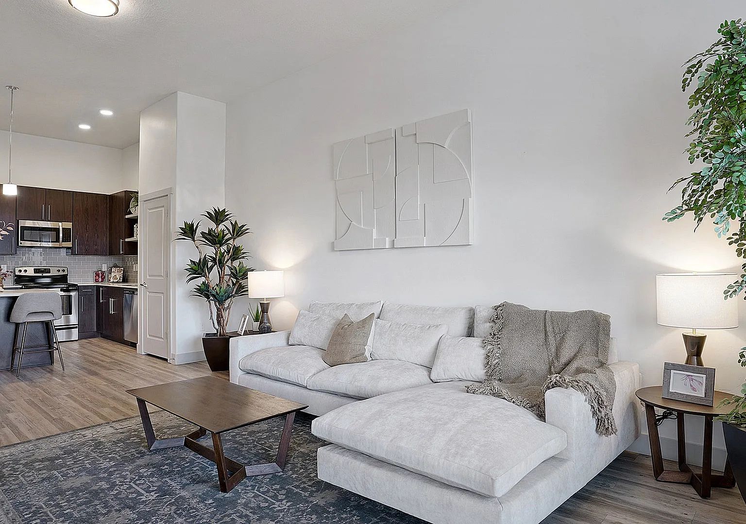 Parkway Lofts — Photo 3